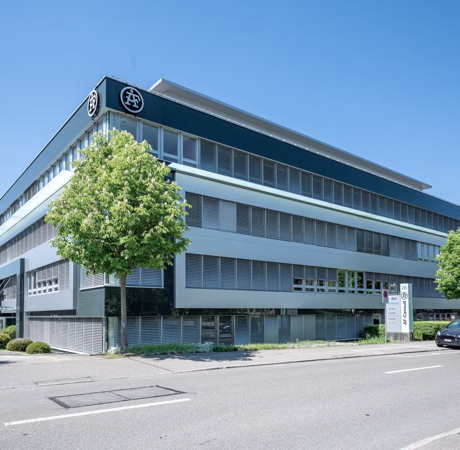 Aussenansicht der Akademie Wasserschloss in Dättwil